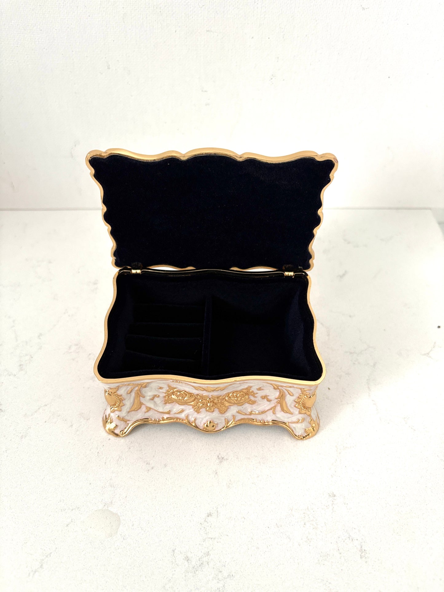 Luxury Metal Alloy Jewelry Box Trinket |Organizer Storage Box | Rose Pattern