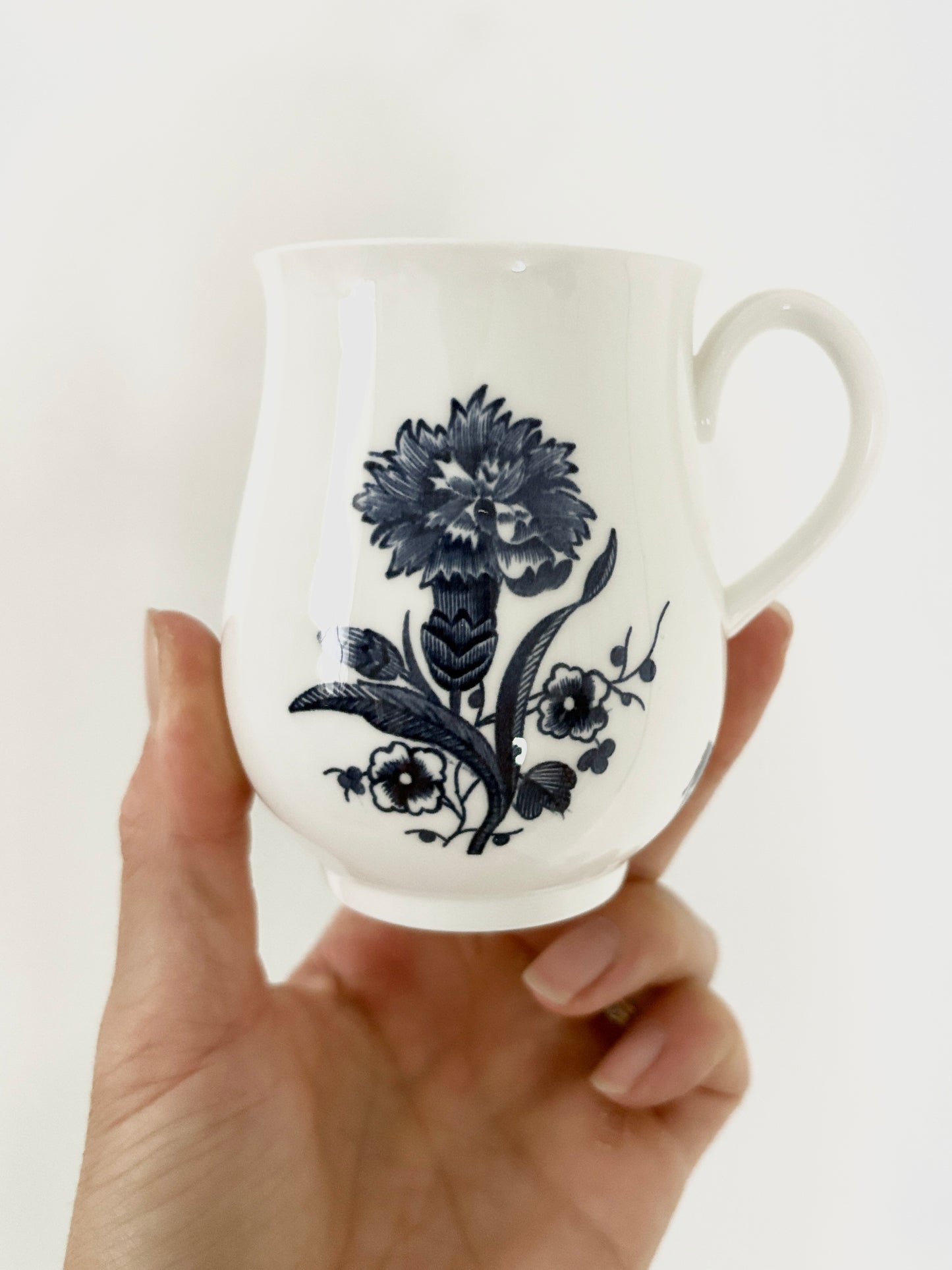 Royal Worcester Coffee Mug (Pair)