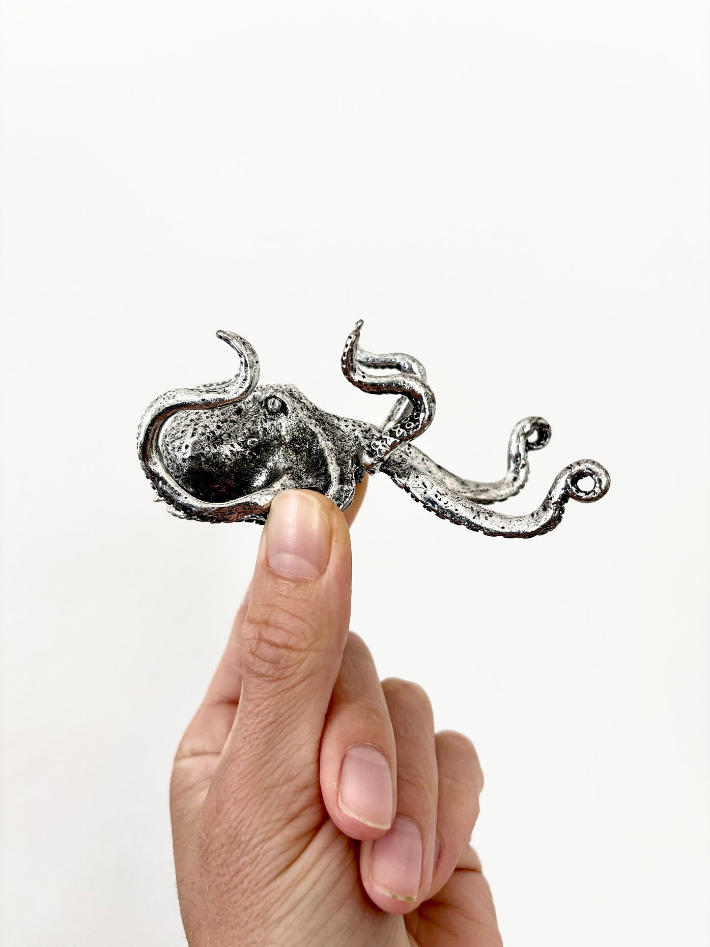 Octopus Metal Holder