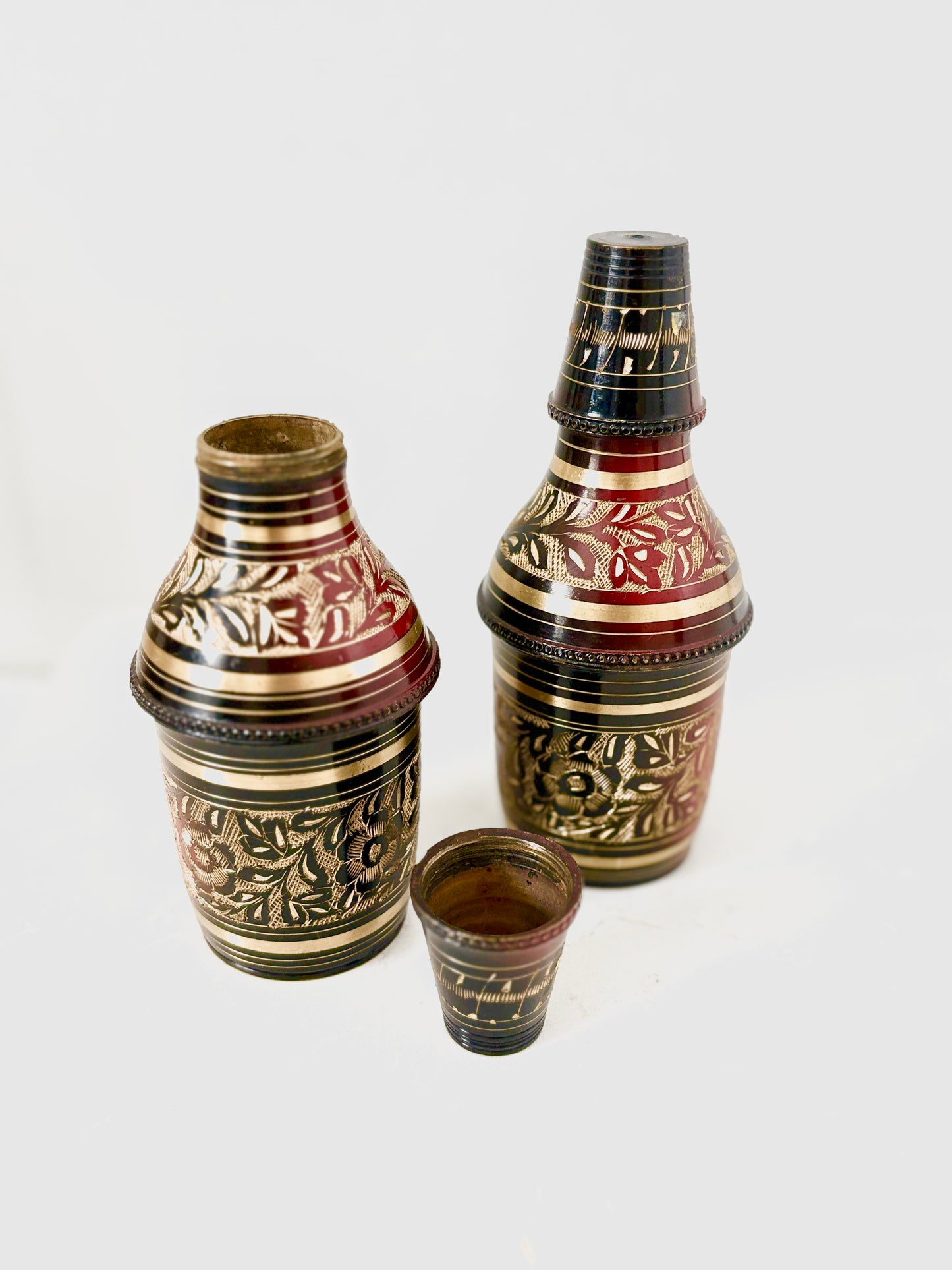 Handcrafted Brass Wine Bottle Cover (Pair) – Black Enamel with Gold Floral Engraving – Vintage Indian Decorative Bottle Sleeve