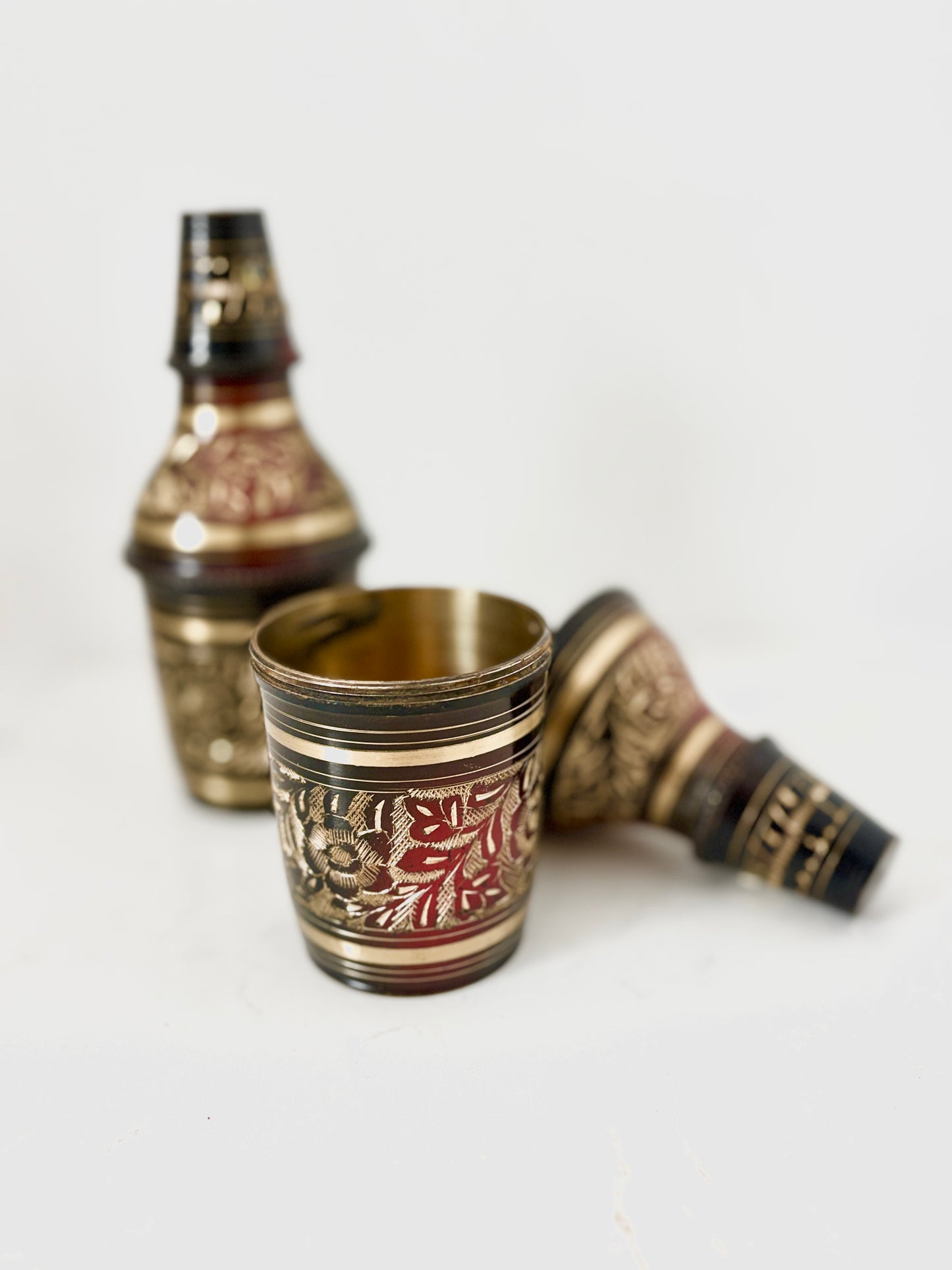 Handcrafted Brass Wine Bottle Cover (Pair) – Black Enamel with Gold Floral Engraving – Vintage Indian Decorative Bottle Sleeve