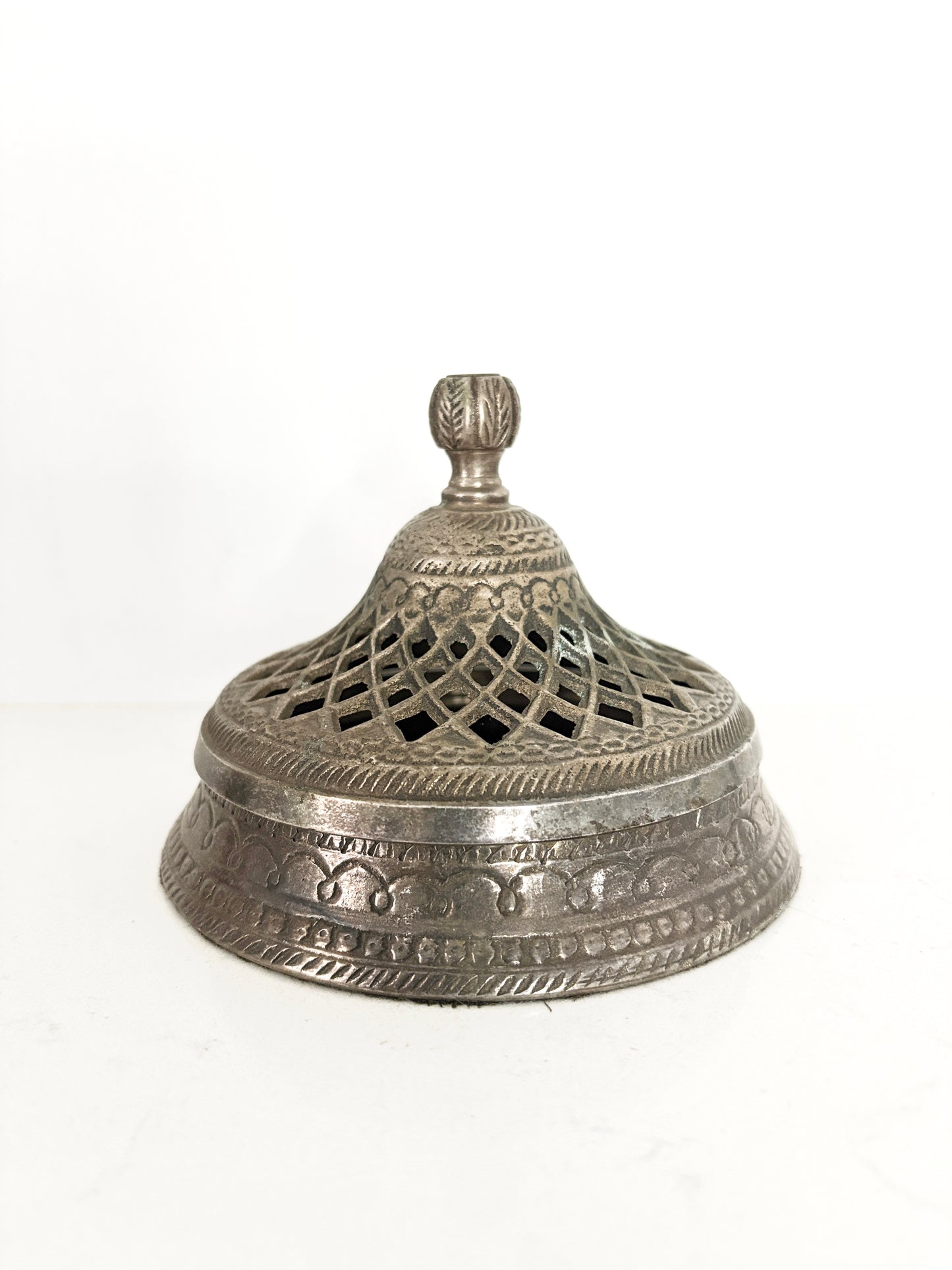 Vintage Brass Dhoop Dani Incense Burner | Handcrafted Jali Lid Metal Agarbatti Holder
