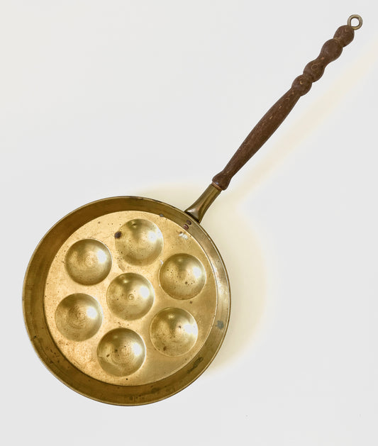 Hanging Brass Egg Pan Poacher With Wood Handle 18.5"