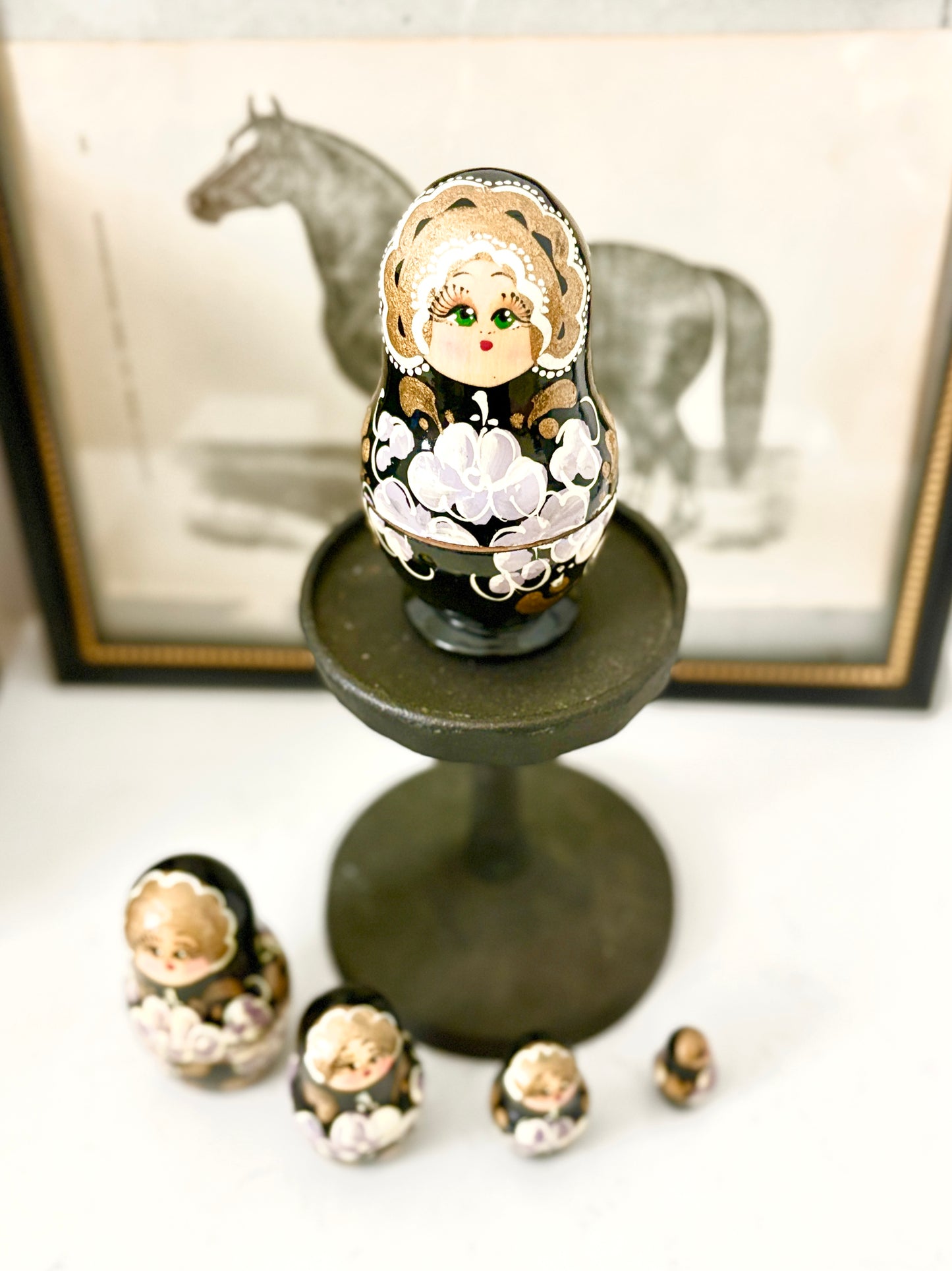 Hand-Painted Black & Gold Russian Matryoshka Nesting Dolls with Purple Floral Design – Traditional Folk Art Decor